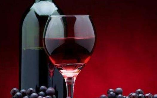 白葡萄酒和紅葡萄酒的區別 飲用葡萄酒的益處