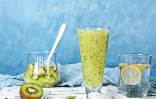 果汁涵蓋了水果的所有養分 推薦好喝的自制減肥果汁