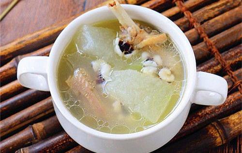 適合你在夏日飲用的養生湯 健脾益氣滋陰潤肺