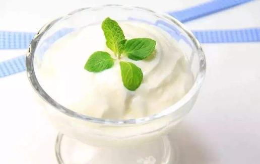 寶寶牛奶蛋白過敏乳糖不耐受 選擇適合寶寶喝的酸奶