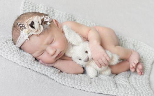 寶寶睡不好影響生長發(fā)育  關(guān)于寶寶的睡眠問題