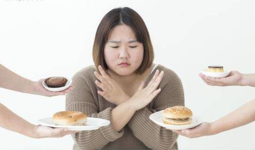 腋下有贅肉,怎么都減不下去?可能是副乳在作祟,還可能