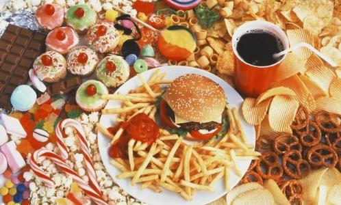 喝醋、喝紅酒、喝魚油能軟化血管？真正管用的其實是它 