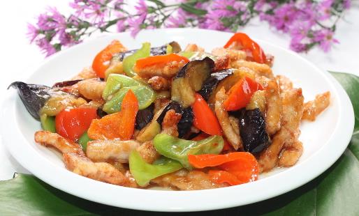 臉色發(fā)紅是不是血脂堵塞了血管？血脂過高的人會(huì)有什么表