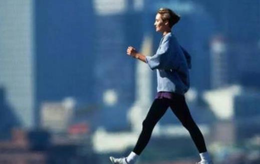 膝關節應該合理使用而不是省著點用 生命在于運動