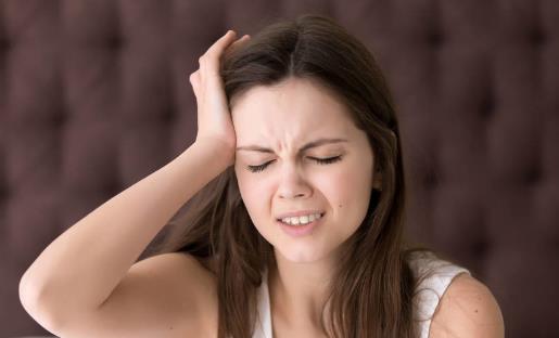 腦供血不足，這些壞習(xí)慣別忽視，一個個戒掉，腦子清醒心