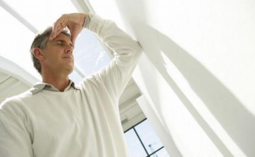 腦供血不足，這些壞習(xí)慣別忽視，一個個戒掉，腦子清醒心