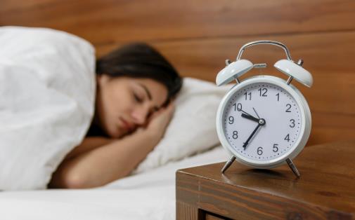 女人長期裸睡，會有什么影響？若符合這些要求，整晚睡得