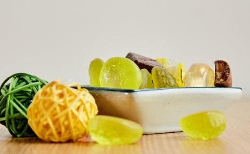 為何會(huì)有蟲牙？是糖吃出來的，還是蟲子咬的？大部分家長