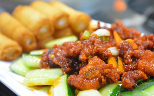 熬骨頭湯時，添熱水還是添冷水？做飯炒菜，記住這幾個烹