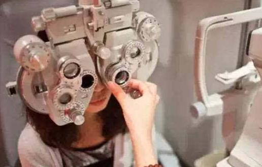 遠視老花分不清楚 老花看著像遠視但遠不是那么回事