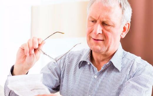 遠視老花分不清楚 老花看著像遠視但遠不是那么回事