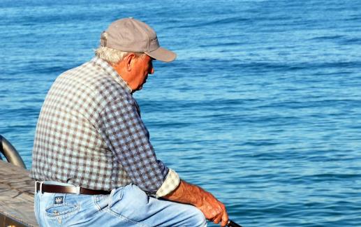 避免老人臭 擁有一個(gè)體面的老年生活