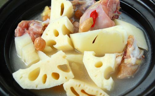 七孔蓮藕和九孔蓮藕,誰的營養更高?告訴你煮湯用哪種口