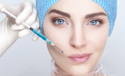 整形低齡化：問題不在臉，而在審美和價(jià)值觀