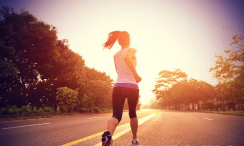 跑步有什么好處？能強(qiáng)身健體