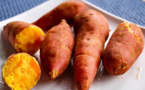 白衣服發(fā)黃怎么辦 去黃只要幾招就夠了