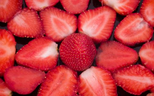 吃草莓有什么好處 滋養養血防便秘