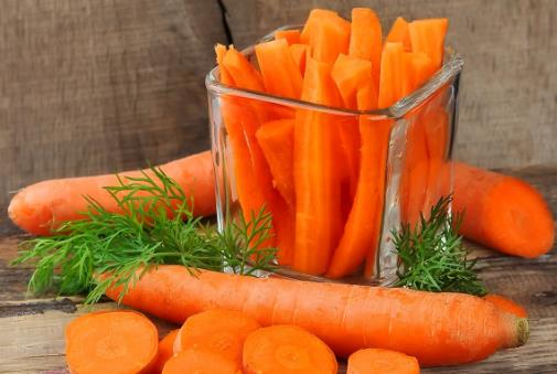 晚餐多樣沙拉好吃不長(zhǎng)肉 減肥晚餐食譜大全