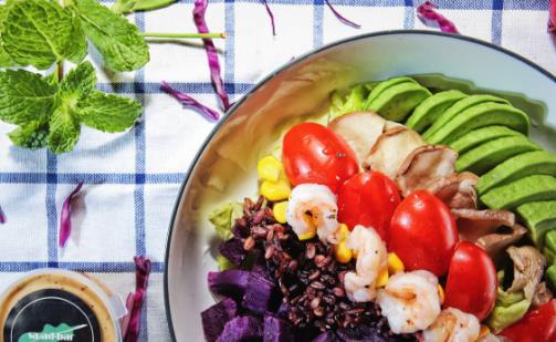 晚餐多樣沙拉好吃不長(zhǎng)肉 減肥晚餐食譜大全