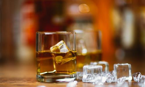 大家都知道喝酒對身體很不好,特別是酒喝多了傷肝,一旦