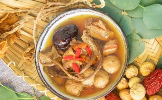 喝湯有講究 錯誤的喝湯習慣需要糾正