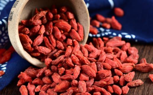 枸杞的健康吃法 睡前嚼幾粒枸杞有大益