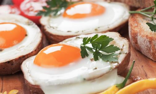 早餐吃這些食物 身體很受傷