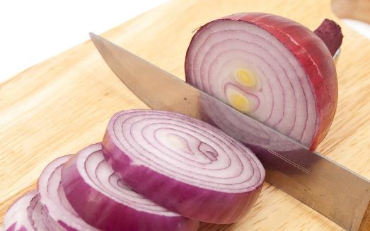 采用食療助眠改善睡眠質量 安神助眠的食療方