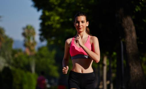 跑步是門學(xué)問 正確跑步應(yīng)牢記這6個注意事項