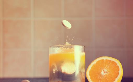 吃泡騰片能預防感冒？每天吃一顆泡騰片會怎么樣