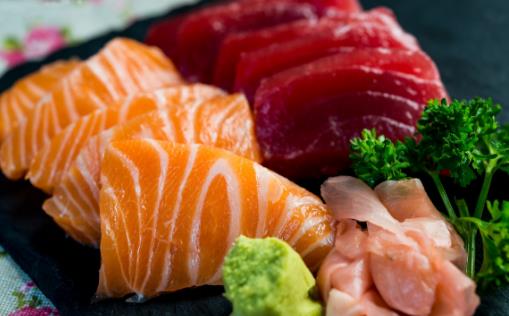 四種食物里可能含有寄生蟲，開水都殺不死，最后一種很多