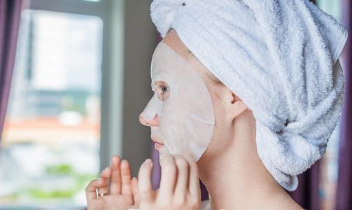 敷睡眠面膜 做個美容"覺主