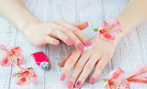 獨(dú)門(mén)秘方護(hù)手霜 護(hù)手霜的日常使用個(gè)誤區(qū)