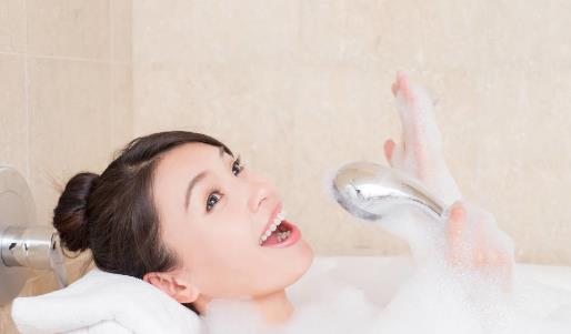 這樣洗澡會洗出一身??！洗澡的講究大全