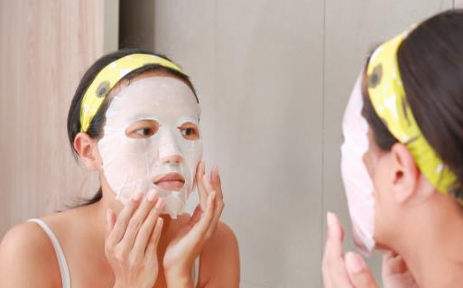 皮膚偏黃 6招幫你輕松變白