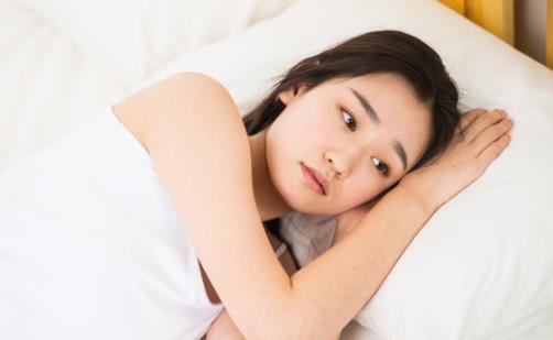 睡覺時(shí)身體突然抽搐真的是鬼壓身