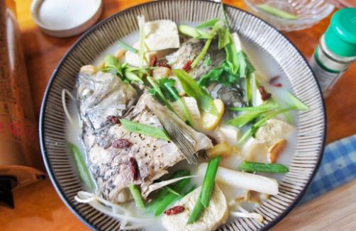 讓老人吃肉更健康的方式 燉肉鮮嫩柔軟較適宜