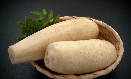 立秋之后要吃藕，七孔藕和九孔藕有區別嗎？搭配排骨食療