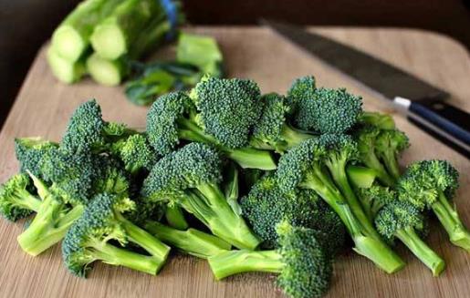 需要補(bǔ)鈣 這10種食物含鈣量驚人