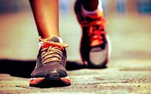 老人走路來健身 老年人步行健身的六方法