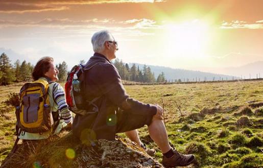 老人經常旅游緩解孤獨寂寞 老人旅游的注意事項 
