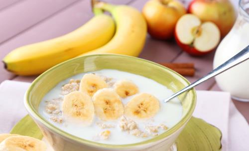 經常吸煙喝酒容易導致男人出現不育癥狀