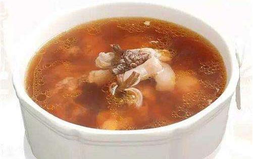 老人咳嗽反復出現 緩解老人咳嗽的10個食療方