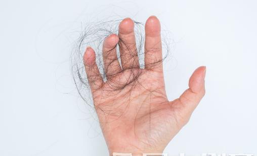 年輕人脫發的八大原因 利于頭發健康的食物