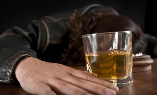 適度飲酒同樣有致癌風險 長期飲酒引發心腦血管疾病