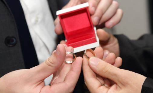 長(zhǎng)期困擾你的婚戀問(wèn)題 需要做婚戀咨詢和援助的情況