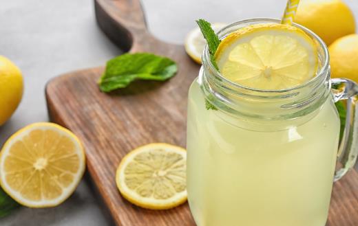 果汁口感細膩色彩誘人 果汁的六中合理健康搭配