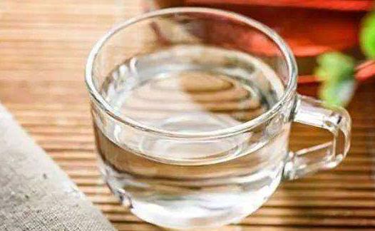 白領族多喝水能養生 常見喝水五大誤區