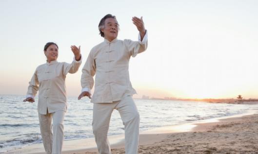 老人備受便秘困擾 解決便秘養(yǎng)成良好生活習慣是關(guān)鍵